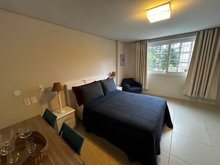 Foto 1 de Flat com 1 Quarto à venda, 26m² em Itaipava, Petrópolis