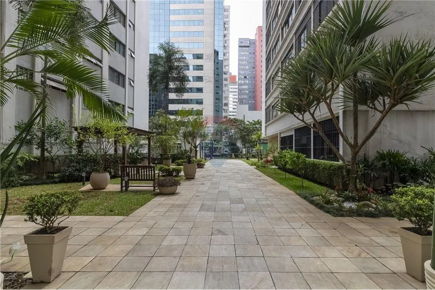 Foto 1 de Apartamento com 2 Quartos para alugar, 110m² em Jardim Paulistano, São Paulo