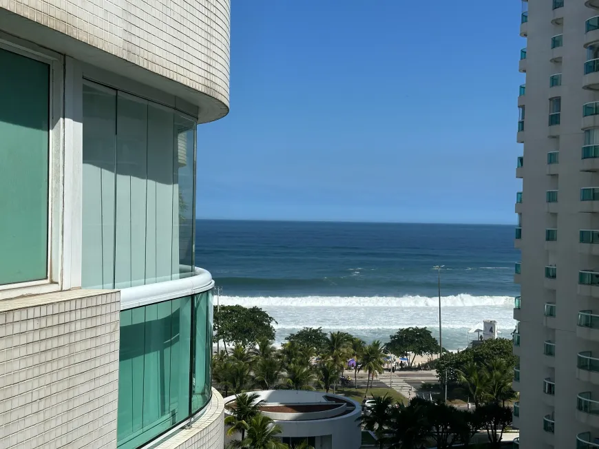 Foto 1 de Apartamento com 1 Quarto à venda, 52m² em Barra da Tijuca, Rio de Janeiro