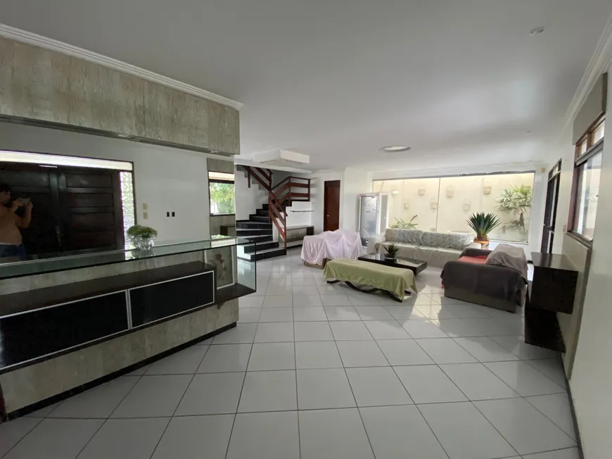 Foto 1 de Casa com 4 Quartos para alugar, 250m² em Bessa, João Pessoa