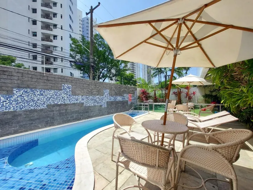 Foto 1 de Apartamento com 2 Quartos à venda, 44m² em Madalena, Recife