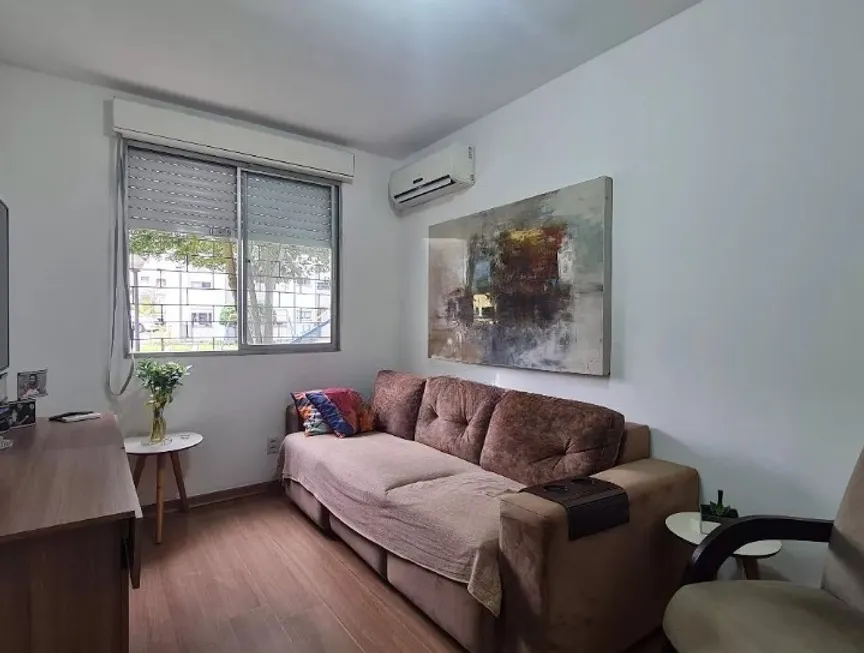 Foto 1 de Apartamento com 2 Quartos para alugar, 54m² em Jardim Itú Sabará, Porto Alegre
