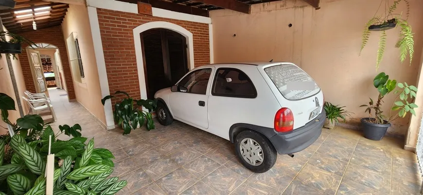 Foto 1 de Sobrado com 3 Quartos à venda, 104m² em Jardim das Industrias, Jacareí