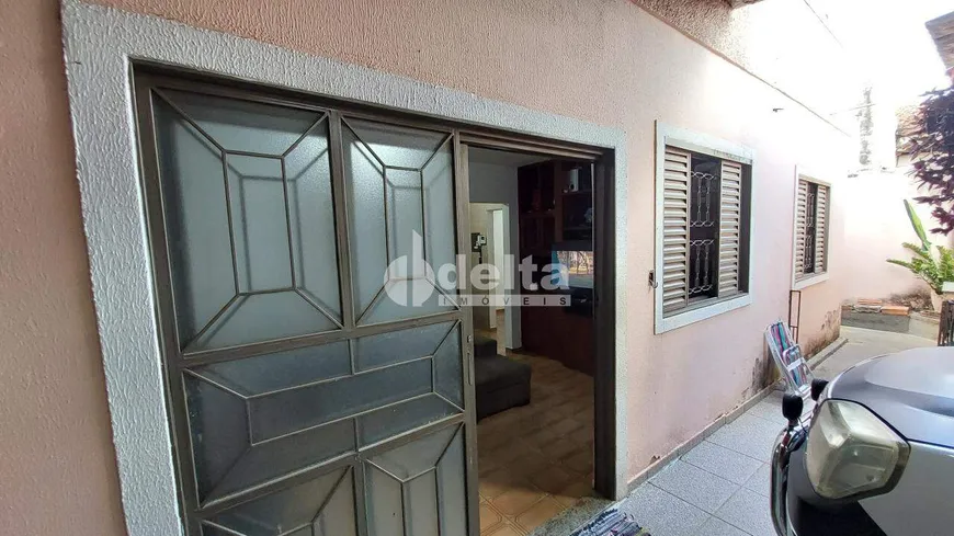 Foto 1 de Casa com 3 Quartos à venda, 190m² em Santa Luzia, Uberlândia