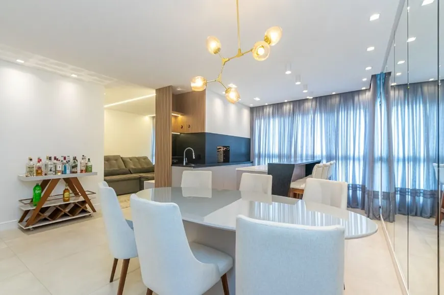 Foto 1 de Apartamento com 3 Quartos para alugar, 122m² em Centro, Balneário Camboriú