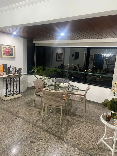 Foto 1 de Apartamento com 4 Quartos à venda, 176m² em Graça, Salvador