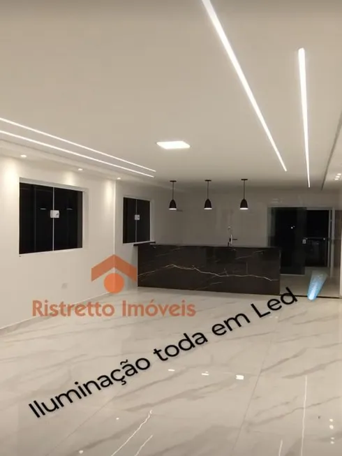 Foto 1 de Sobrado com 3 Quartos à venda, 190m² em Vila Osasco, Osasco