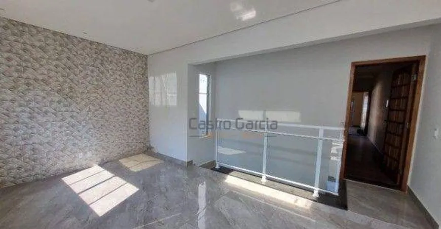 Foto 1 de Casa com 3 Quartos à venda, 180m² em Jardim Boer I, Americana