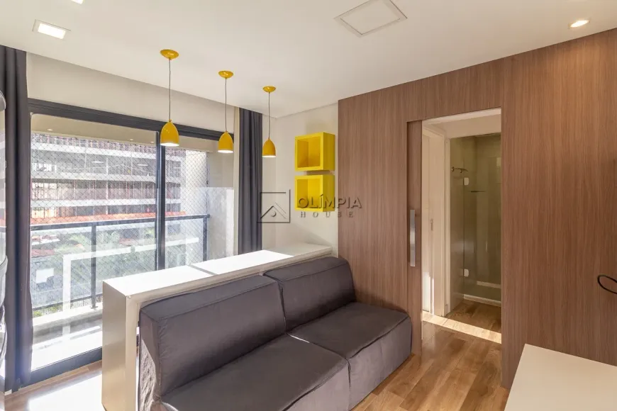 Foto 1 de Apartamento com 1 Quarto para alugar, 35m² em Vila Olímpia, São Paulo