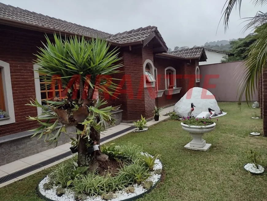 Foto 1 de Casa com 3 Quartos à venda, 326m² em Caraguata, Mairiporã