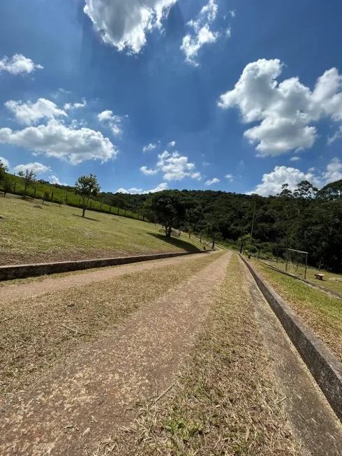 Foto 1 de Lote/Terreno à venda, 500m² em Verava, Ibiúna