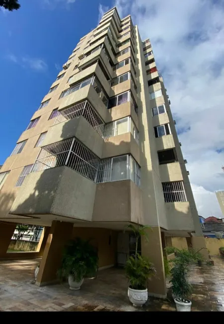 Foto 1 de Apartamento com 2 Quartos à venda, 92m² em Boa Vista, Recife