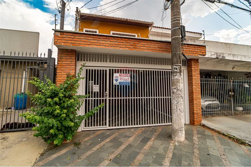 Foto 1 de Casa com 3 Quartos à venda, 185m² em Vila Marari, São Paulo