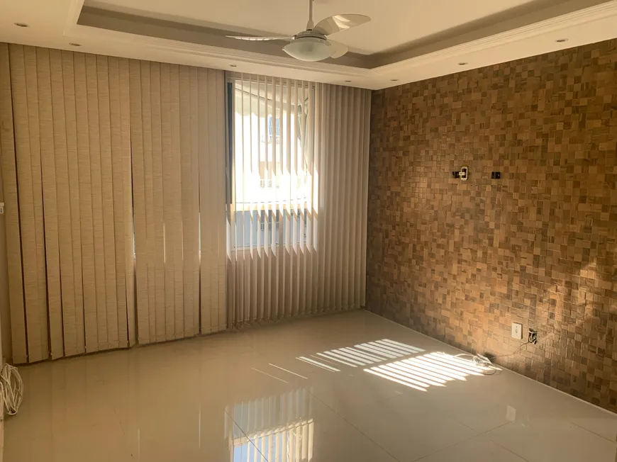 Foto 1 de Apartamento com 2 Quartos à venda, 60m² em Colubandê, São Gonçalo