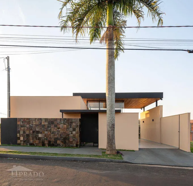 Foto 1 de Casa com 3 Quartos à venda, 159m² em , Ibiporã