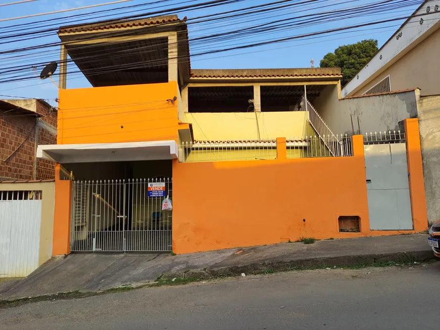 Foto 1 de Casa com 3 Quartos à venda, 80m² em Santo Agostinho, Volta Redonda