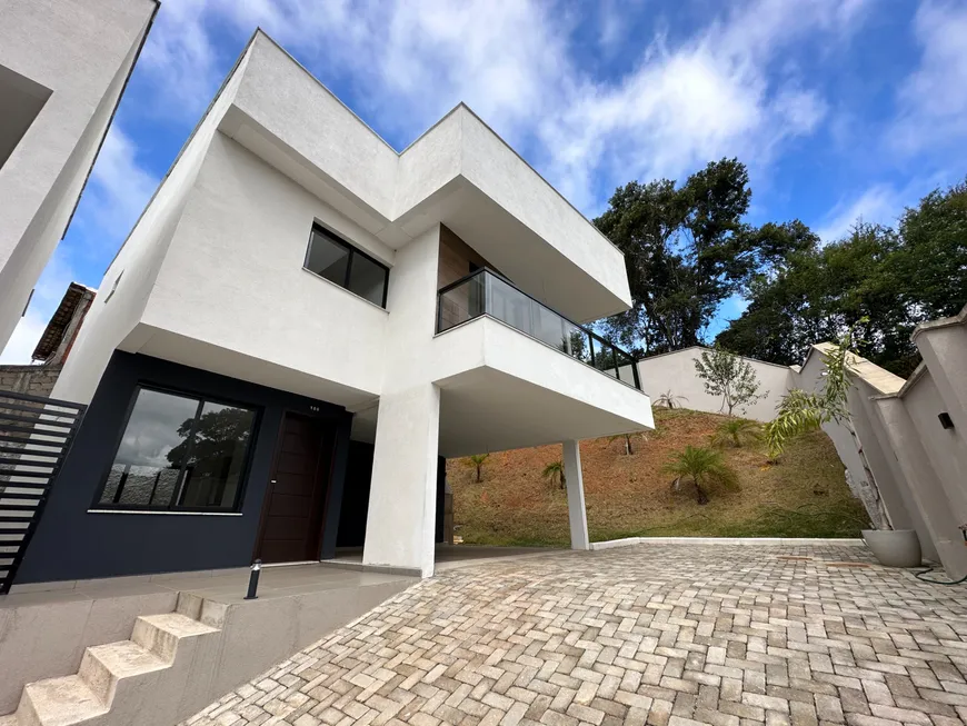 Foto 1 de Casa de Condomínio com 3 Quartos à venda, 140m² em Parque Jardim da Serra, Juiz de Fora