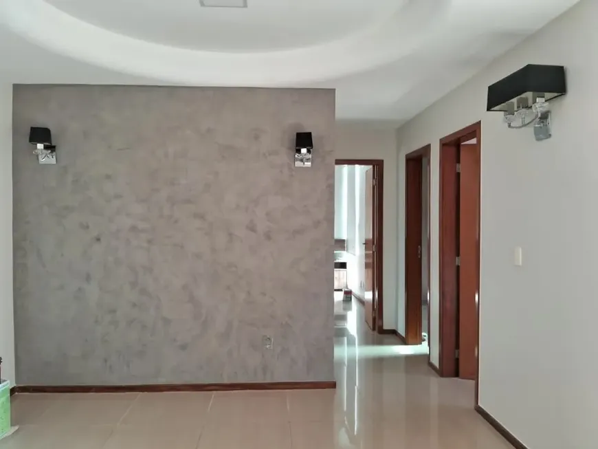 Foto 1 de Casa com 2 Quartos à venda, 70m² em Piatã, Salvador