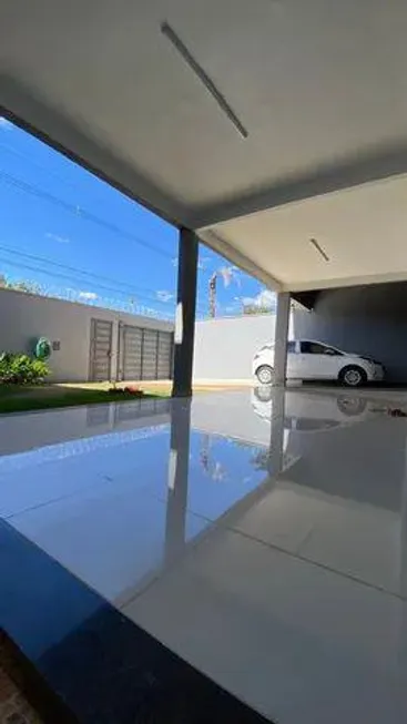 Foto 1 de Sobrado com 3 Quartos à venda, 360m² em Residencial Solar Bougainville, Goiânia