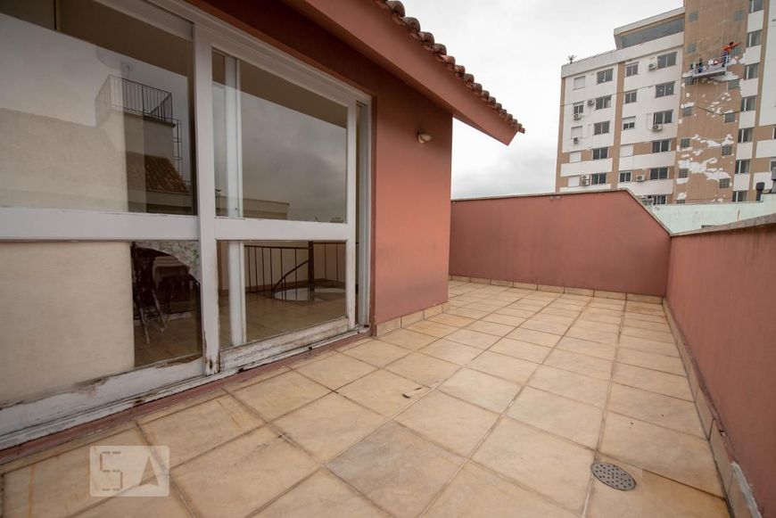 Casas e apartamentos para alugar na Rua João Bonuma, Partenon, Porto Alegre - QuintoAndar