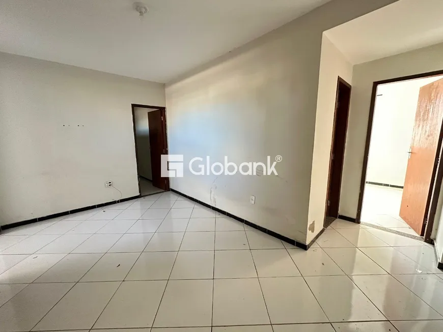 Foto 1 de Apartamento com 2 Quartos para alugar, 56m² em São José, Montes Claros