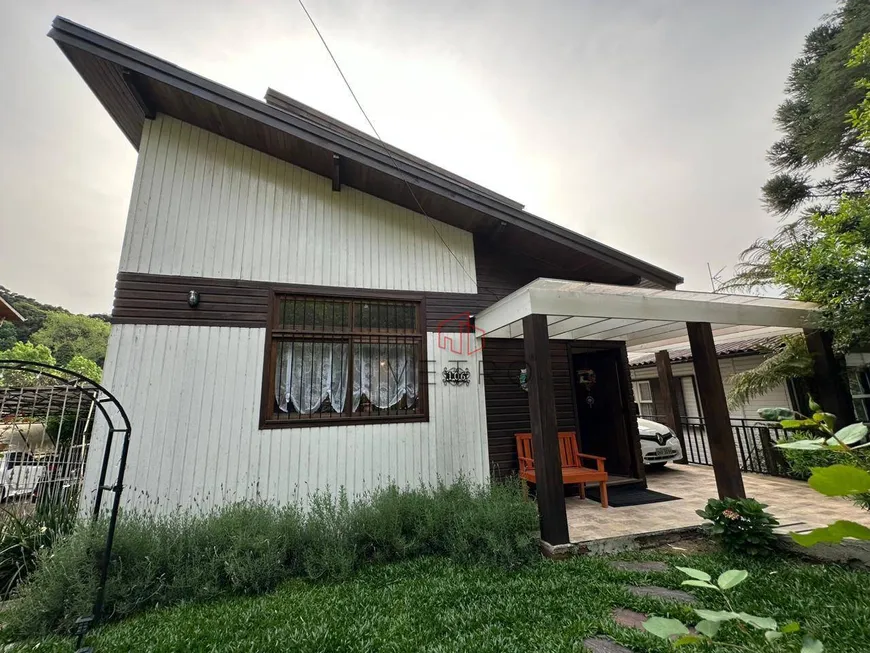 Foto 1 de Casa com 4 Quartos à venda, 215m² em Planalto, Gramado