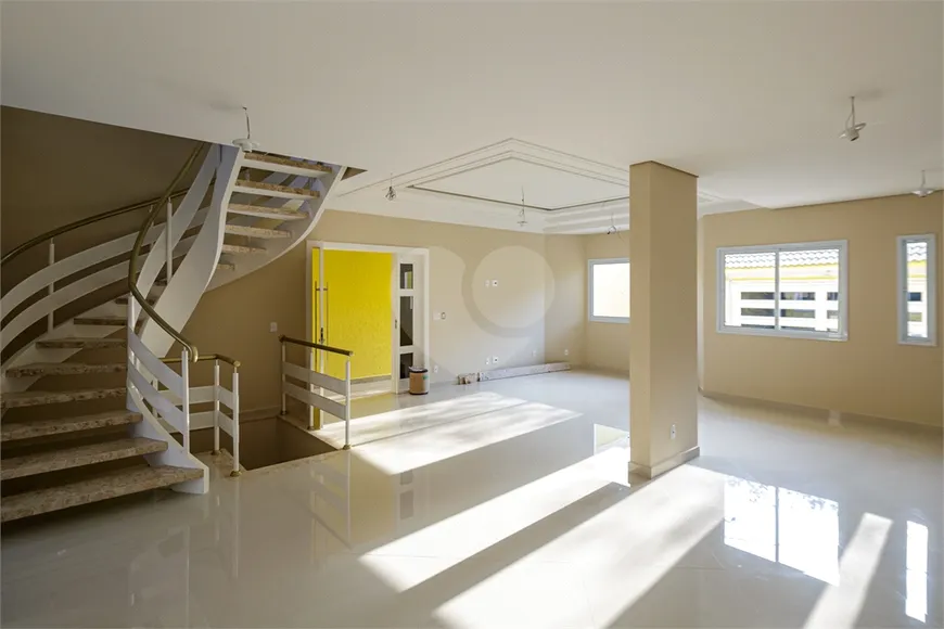 Foto 1 de Sobrado com 4 Quartos à venda, 270m² em Chácara Monte Alegre, São Paulo