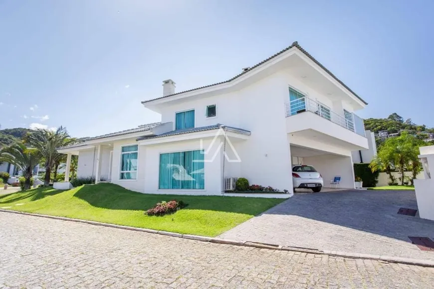 Foto 1 de Casa com 4 Quartos à venda, 313m² em Praia Brava de Itajai, Itajaí