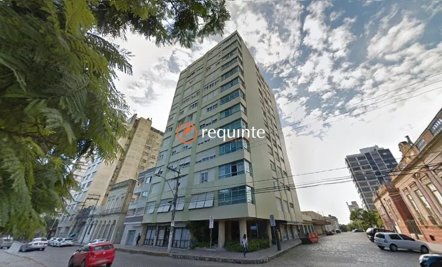 Foto 1 de Apartamento com 2 Quartos à venda, 150m² em Centro, Pelotas