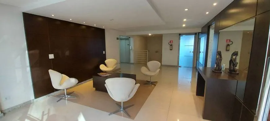 Foto 1 de Apartamento com 3 Quartos à venda, 75m² em Cabral, Curitiba