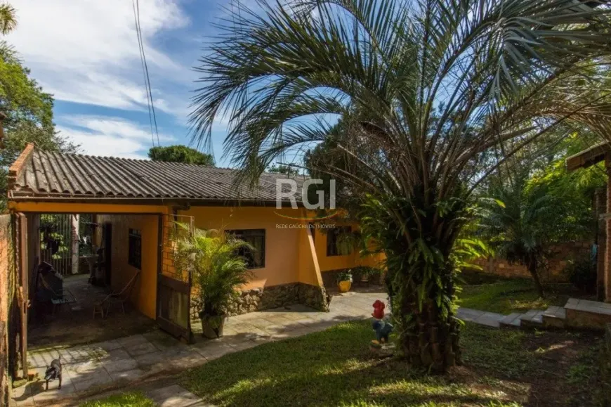 Foto 1 de Casa com 2 Quartos à venda, 120m² em Lomba do Pinheiro, Porto Alegre