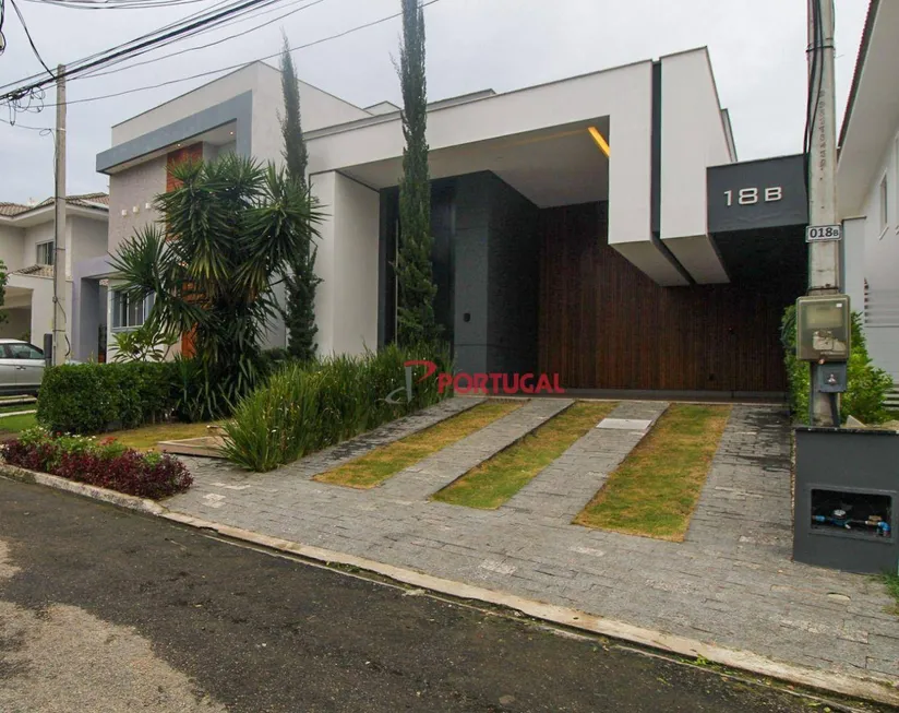 Foto 1 de Casa de Condomínio com 3 Quartos à venda, 174m² em Vale dos Cristais, Macaé
