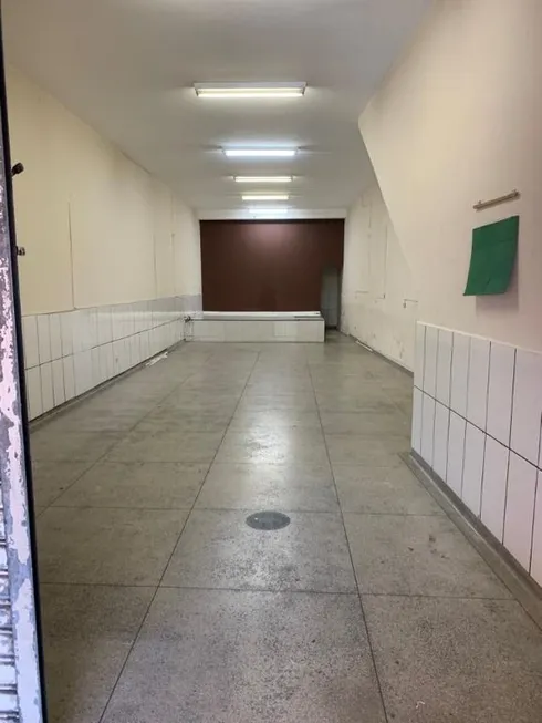 Foto 1 de Ponto Comercial para alugar, 120m² em Jardim Calux, São Bernardo do Campo