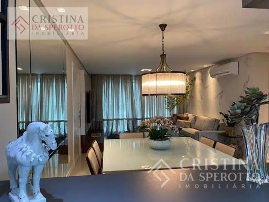 Foto 1 de Apartamento com 3 Quartos à venda, 297m² em Centro, Balneário Camboriú