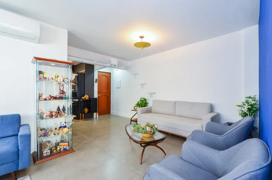 Foto 1 de Apartamento com 2 Quartos à venda, 70m² em Vila Uberabinha, São Paulo