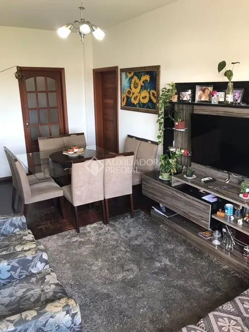 Foto 1 de Apartamento com 3 Quartos à venda, 83m² em Floresta, Porto Alegre