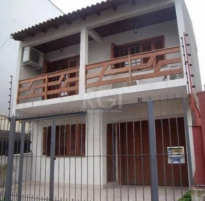 Foto 1 de Casa com 3 Quartos à venda, 94m² em Santana, Porto Alegre