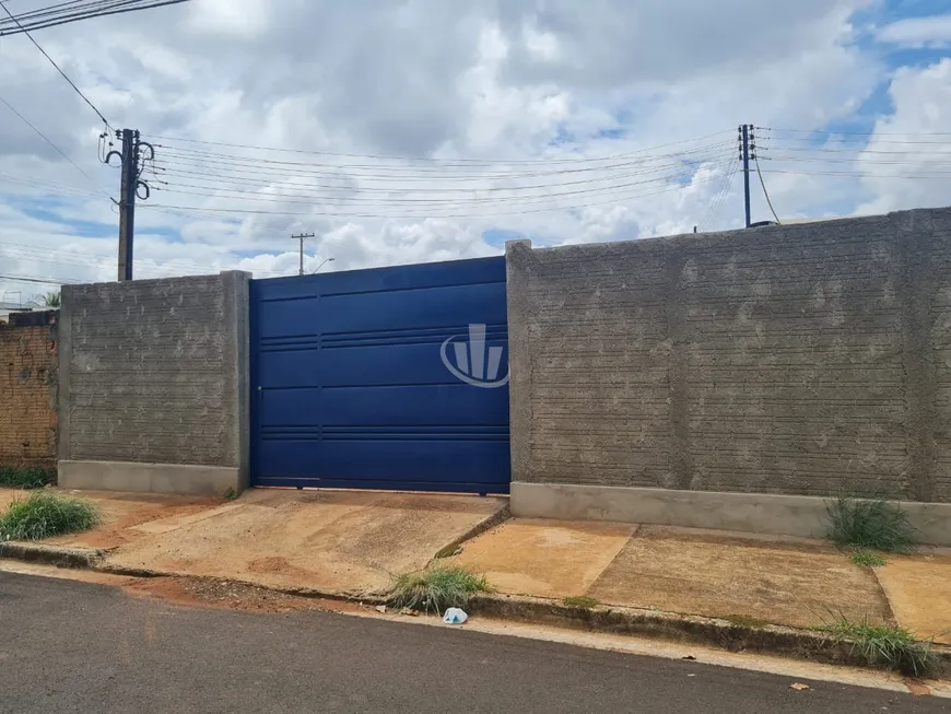 Foto 1 de Galpão/Depósito/Armazém à venda, 400m² em Jardim Roberto Selmi Dei, Araraquara