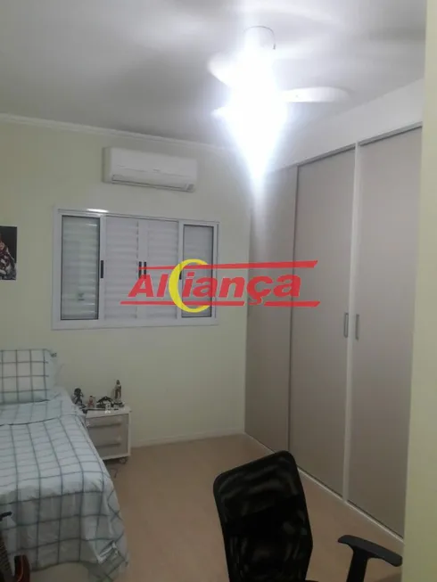 Foto 1 de Sobrado com 3 Quartos à venda, 150m² em Vila Harmonia, Guarulhos