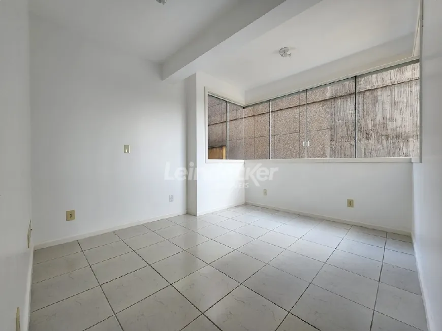 Foto 1 de Apartamento com 1 Quarto para alugar, 45m² em Partenon, Porto Alegre