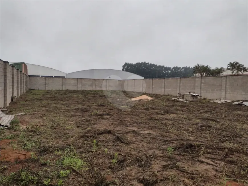 Foto 1 de Lote/Terreno para venda ou aluguel, 800m² em Centro, Ibaté