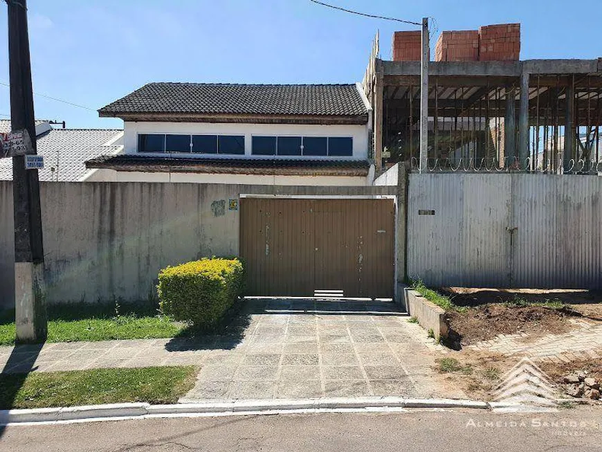 Foto 1 de Casa de Condomínio com 4 Quartos à venda, 200m² em Xaxim, Curitiba