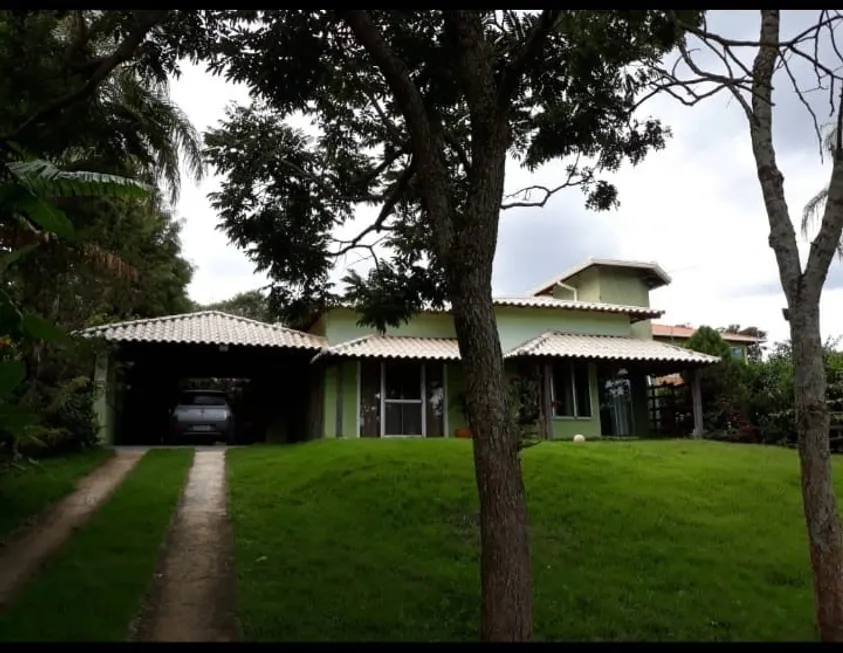 Foto 1 de Fazenda/Sítio com 3 Quartos à venda, 2500m² em Vila Ipê Amarelo, Contagem