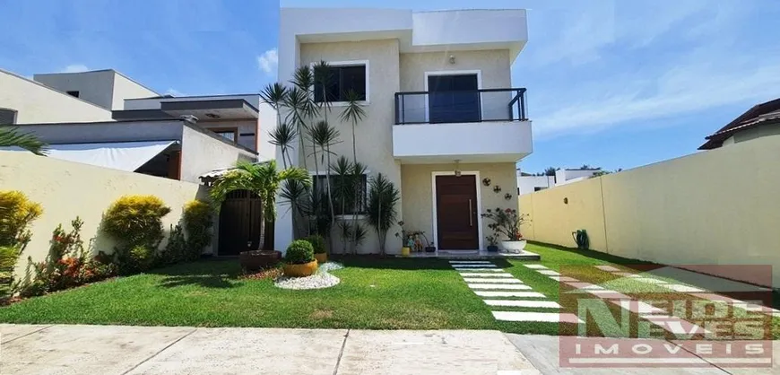Foto 1 de Casa de Condomínio com 4 Quartos à venda, 185m² em Abrantes, Camaçari