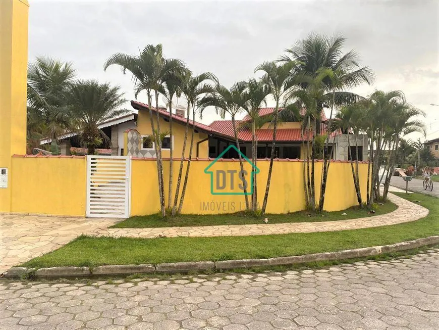 Foto 1 de Casa de Condomínio com 4 Quartos para alugar, 70m² em Morada da Praia, Bertioga
