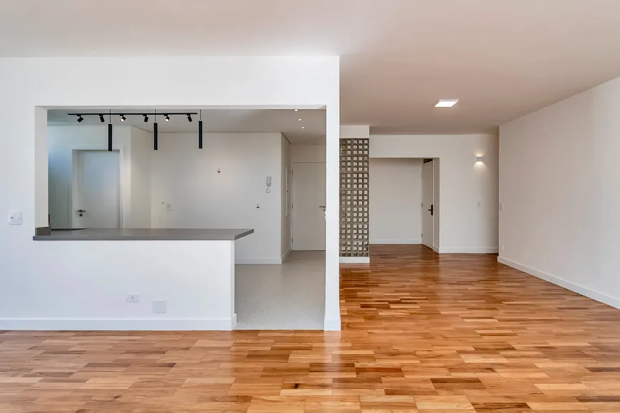 Foto 1 de Apartamento com 3 Quartos à venda, 176m² em Santa Cecília, São Paulo