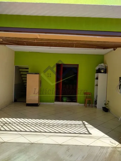 Foto 1 de Sobrado com 2 Quartos à venda, 187m² em Vila Figueira, Suzano