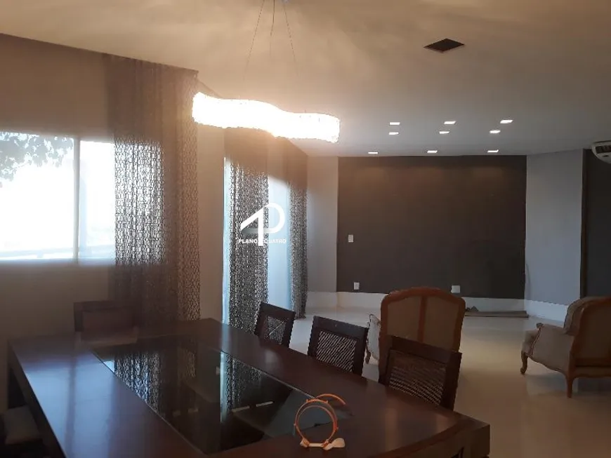 Foto 1 de Apartamento com 3 Quartos à venda, 265m² em Duque de Caxias, Cuiabá