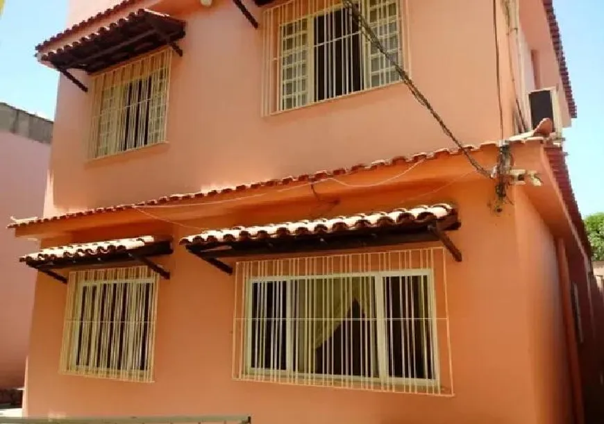 Foto 1 de Casa com 2 Quartos à venda, 55m² em Vila Operaria, Nova Iguaçu