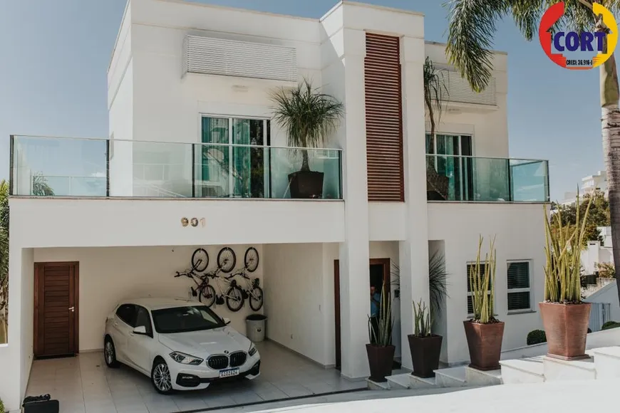 Foto 1 de Casa de Condomínio com 4 Quartos para venda ou aluguel, 400m² em Aruja Hills III, Arujá
